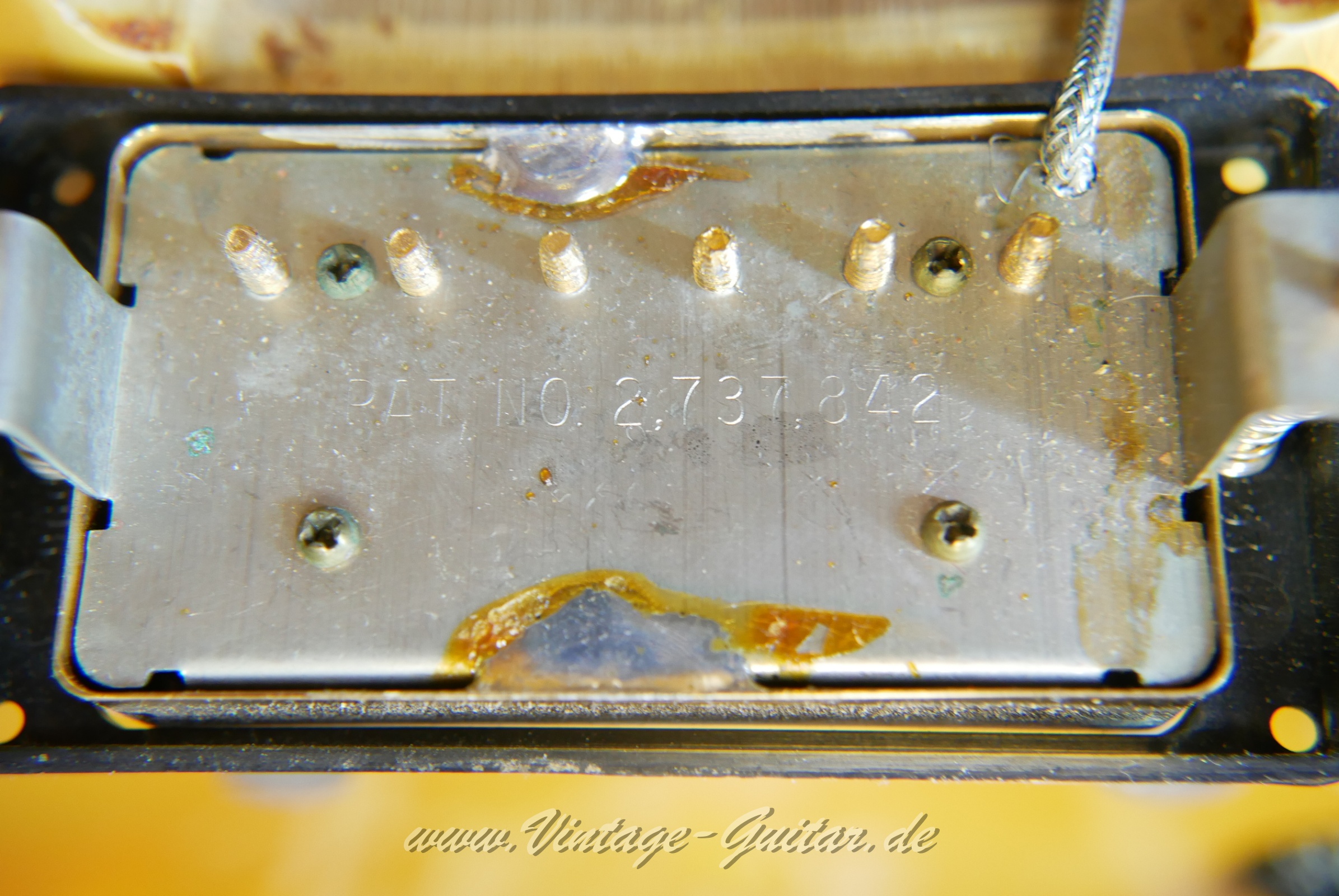 img/vintage/6006/Gibson_Les Paul_Custom_alpine_white_1977-018.JPG